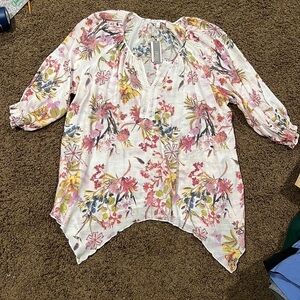 Spense woman 1X Floral blouse NWT